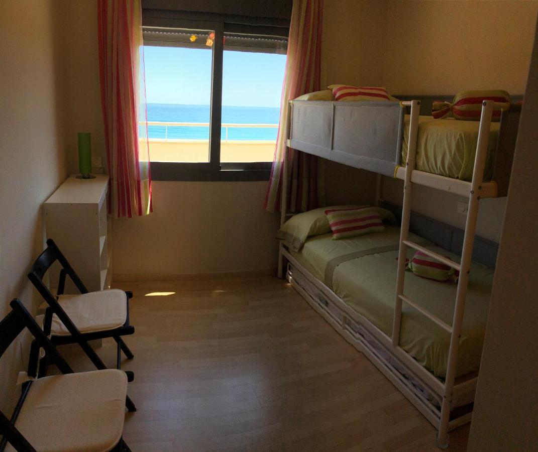 Apartamento ÁTICO FRENTE AL MAR PLAYA y PISCINA *